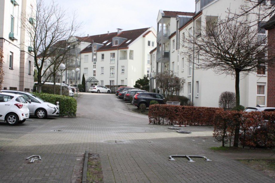 Bild... Parkfl�che Erkrath