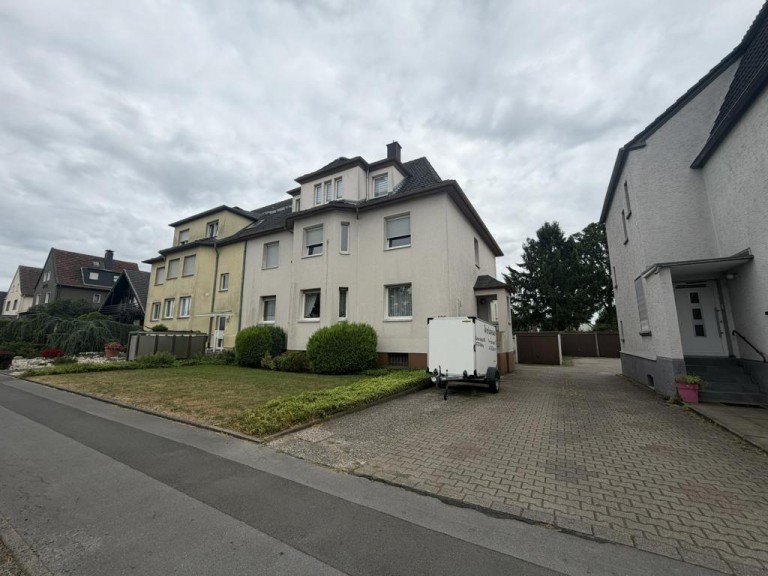 Bild... L�nen Doppelhaush�lfte Ruhiges Mehrfamilienhaus in L�nen-Brambauer zu verkaufen!