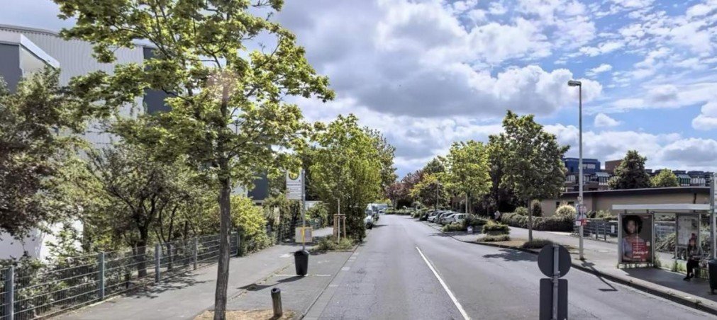 Bild... Parkfl�che Bonn