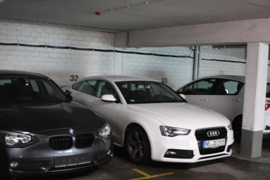 Bild... Parkfl�che Neuss