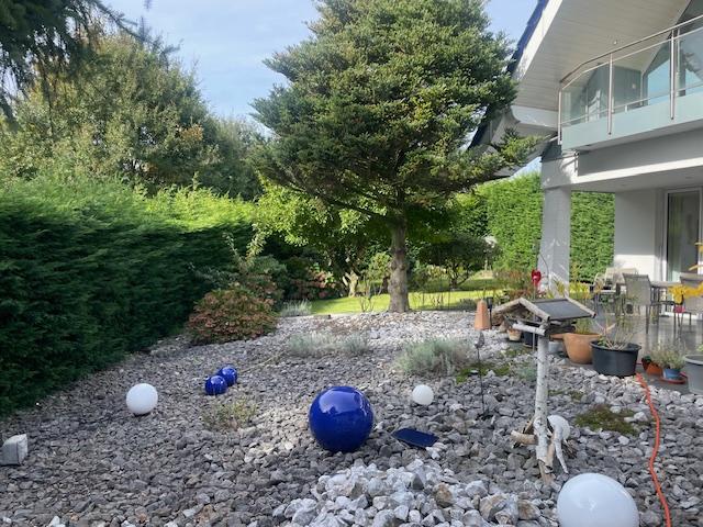 Bild... Zweifamilienhaus L�nen