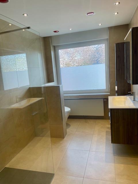 Bild... Zweifamilienhaus L�nen