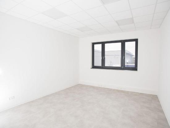 Bild... B�rofl�che H�rth