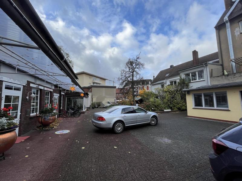 Bild... Ladenlokal L�nen