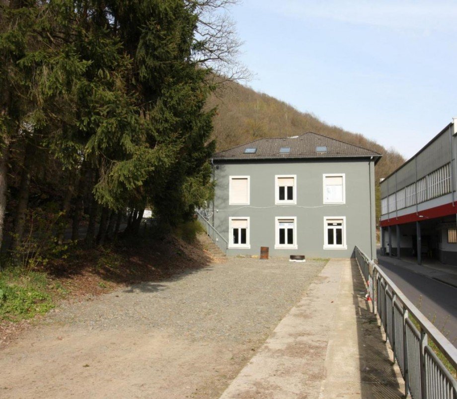 Bild... Mehrfamilienhaus Altena