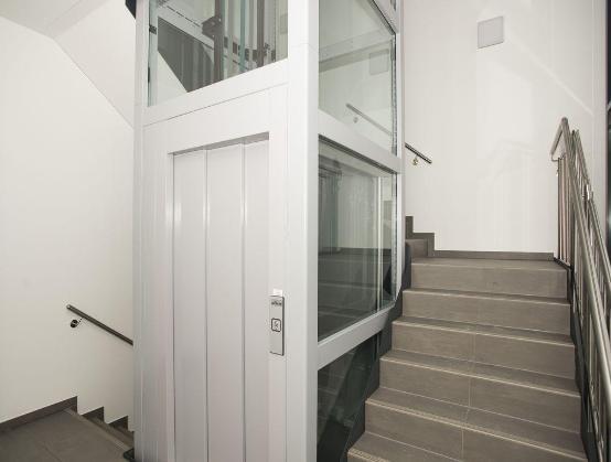 Bild... B�rofl�che H�rth