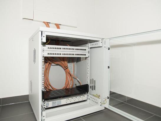 Bild... B�rofl�che H�rth